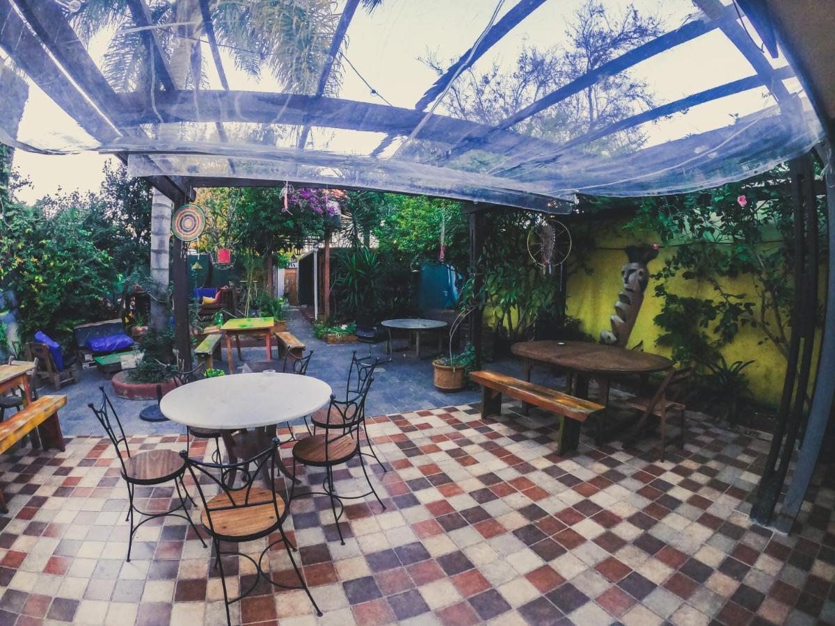 Charruas Hostel Montevideo Exterior photo